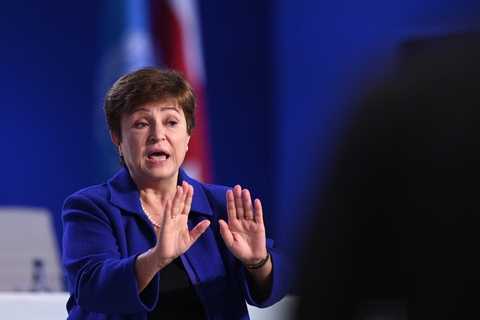 IMF cảnh báo chiến sự Nga - Ukraine đe dọa tăng trưởng kinh tế toàn cầu - Ảnh 1. IMF cảnh báo chiến sự Nga - Ukraine đe dọa tăng trưởng kinh tế toàn cầu - Ảnh 1.