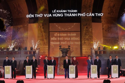 Đền thờ vua Hùng TP Cần Thơ, nơi gắn kết đồng bào miền Tây - Ảnh 1. Đền thờ vua Hùng TP Cần Thơ, nơi gắn kết đồng bào miền Tây - Ảnh 1.