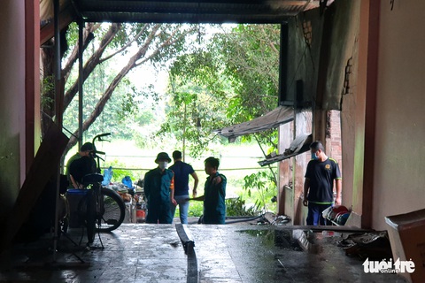 Cháy trong trường tiểu học, nữ sinh lớp 6 con của bảo vệ trường tử vong - Ảnh 1. Cháy trong trường tiểu học, nữ sinh lớp 6 con của bảo vệ trường tử vong - Ảnh 1.