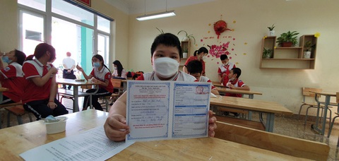Chính phủ đồng ý nhận vắc xin viện trợ từ các nước để tiêm cho trẻ 5-12 tuổi - Ảnh 1. Chính phủ đồng ý nhận vắc xin viện trợ từ các nước để tiêm cho trẻ 5-12 tuổi - Ảnh 1.