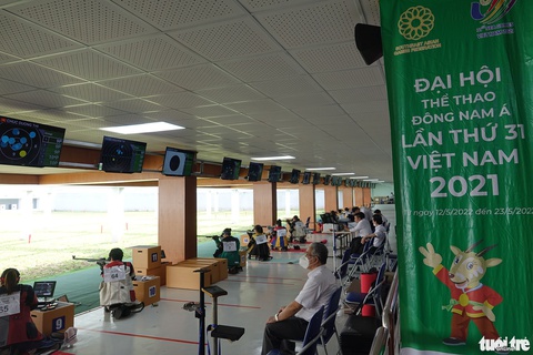 Xạ thủ, cung thủ đổ mồ hôi trên sân tập trước SEA Games 31 - Ảnh 5. Xạ thủ, cung thủ đổ mồ hôi trên sân tập trước SEA Games 31 - Ảnh 5.