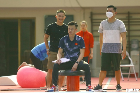 Những chàng trai 6 múi đội tuyển thể dục dụng cụ Việt Nam vắt sức cho SEA Games 31 - Ảnh 5. Những chàng trai 6 múi đội tuyển thể dục dụng cụ Việt Nam vắt sức cho SEA Games 31 - Ảnh 5.