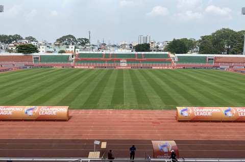 Trước AFC Champions League 2022: 4 đội bóng chỉ được đi dạo trên mặt sân Thống Nhất để cảm nhận - Ảnh 1. Trước AFC Champions League 2022: 4 đội bóng chỉ được đi dạo trên mặt sân Thống Nhất để cảm nhận - Ảnh 1.