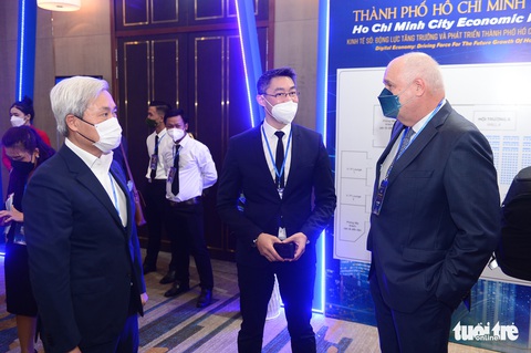 Bí thư Nguyễn Văn Nên: Kiến tạo mô hình phát triển kinh tế TP.HCM lâu dài - Ảnh 6. Bí thư Nguyễn Văn Nên: Kiến tạo mô hình phát triển kinh tế TP.HCM lâu dài - Ảnh 6.