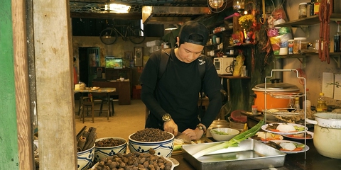 Cơm tấm sườn bò nướng vị phở - món ăn độc đáo trong phim Nghề siêu dễ - Ảnh 5. Cơm tấm sườn bò nướng vị phở - món ăn độc đáo trong phim Nghề siêu dễ - Ảnh 5.