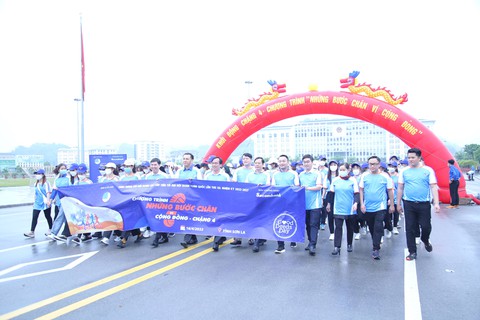 1 triệu km đi bộ, chạy bộ vì cộng đồng chặng thứ 4, huy động kinh phí xây nhà văn hóa - Ảnh 1. 1 triệu km đi bộ, chạy bộ vì cộng đồng chặng thứ 4, huy động kinh phí xây nhà văn hóa - Ảnh 1.