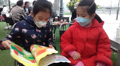 Khơi lên khát vọng đọc sách cho con trẻ: Cha mẹ cần kiên nhẫn - Ảnh 1. Khơi lên khát vọng đọc sách cho con trẻ: Cha mẹ cần kiên nhẫn - Ảnh 1.