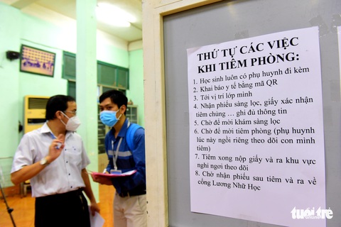 Sáng nay 16-4, TP.HCM bắt đầu tiêm vắc xin ngừa COVID-19 cho trẻ 5-12 tuổi - Ảnh 6. Sáng nay 16-4, TP.HCM bắt đầu tiêm vắc xin ngừa COVID-19 cho trẻ 5-12 tuổi - Ảnh 6.