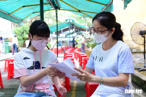 Sáng nay 16-4, TP.HCM bắt đầu tiêm vắc xin ngừa COVID-19 cho trẻ 5-12 tuổi - Ảnh 1. Sáng nay 16-4, TP.HCM bắt đầu tiêm vắc xin ngừa COVID-19 cho trẻ 5-12 tuổi - Ảnh 1.