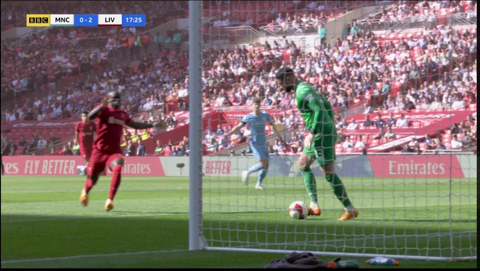 Pep Guardiola bảo vệ ‘tội đồ’ Zack Steffen - Ảnh 2. Pep Guardiola bảo vệ ‘tội đồ’ Zack Steffen - Ảnh 2.