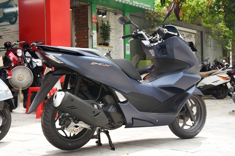 Honda PCX 160 giá 90 triệu đồng tại Hà Nội - Hàng hiếm cho dân chơi - Ảnh 11. Honda PCX 160 giá 90 triệu đồng tại Hà Nội - Hàng hiếm cho dân chơi - Ảnh 11.