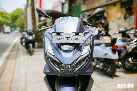 Honda PCX 160 giá 90 triệu đồng tại Hà Nội - Hàng hiếm cho dân chơi - Ảnh 3. Honda PCX 160 giá 90 triệu đồng tại Hà Nội - Hàng hiếm cho dân chơi - Ảnh 3.