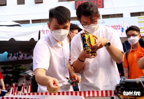 Nhiều trải nghiệm độc, lạ tại Ngày hội tư vấn tuyển sinh đang diễn ra ở TP.HCM - Ảnh 10. Nhiều trải nghiệm độc, lạ tại Ngày hội tư vấn tuyển sinh đang diễn ra ở TP.HCM - Ảnh 10.