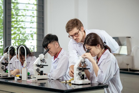 VAS chính thức gia nhập Tập đoàn Giáo dục quốc tế XCL - Ảnh 1. VAS chính thức gia nhập Tập đoàn Giáo dục quốc tế XCL - Ảnh 1.