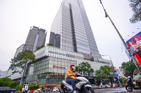 TP.HCM: Thị trường văn phòng cho thuê đang nóng trở lại - Ảnh 1. TP.HCM: Thị trường văn phòng cho thuê đang nóng trở lại - Ảnh 1.