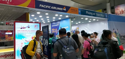 Pacific Airlines điều máy bay từ TP.HCM ra Cam Ranh giải tỏa khách, vì sao? - Ảnh 1. Pacific Airlines điều máy bay từ TP.HCM ra Cam Ranh giải tỏa khách, vì sao? - Ảnh 1.