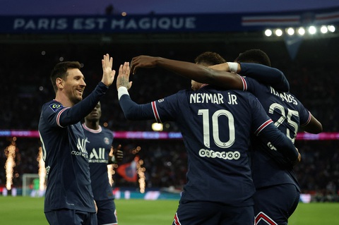 Neymar ghi siêu phẩm giúp PSG chạm một tay vào chức vô địch - Ảnh 1. Neymar ghi siêu phẩm giúp PSG chạm một tay vào chức vô địch - Ảnh 1.