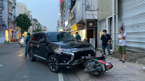 Khen thưởng giảng viên Trường đại học An ninh dùng ôtô chặn cướp - Ảnh 2. Khen thưởng giảng viên Trường đại học An ninh dùng ôtô chặn cướp - Ảnh 2.