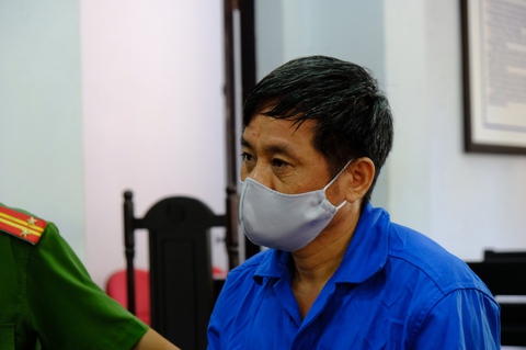 Vụ bí thư xã giết người đốt xác phi tang: Gia đình nạn nhân xin giảm nhẹ một phần tội cho bị cáo - Ảnh 1. Vụ bí thư xã giết người đốt xác phi tang: Gia đình nạn nhân xin giảm nhẹ một phần tội cho bị cáo - Ảnh 1.