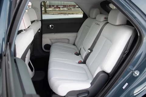 Hyundai Ioniq 5 sắp về Việt Nam, thêm xe điện khuấy động thị trường sau loạt xe VinFast - Ảnh 7. Hyundai Ioniq 5 sắp về Việt Nam, thêm xe điện khuấy động thị trường sau loạt xe VinFast - Ảnh 7.