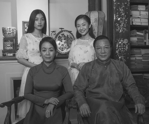 Số người theo dõi Hoài Linh giảm đáng kể, Hà Anh Tuấn xúc động khi giúp một bé gái chữa bệnh - Ảnh 6. Số người theo dõi Hoài Linh giảm đáng kể, Hà Anh Tuấn xúc động khi giúp một bé gái chữa bệnh - Ảnh 6.