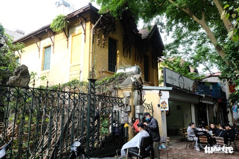 Hà Nội tạm dừng bán 600 biệt thự cũ - Ảnh 2. Hà Nội tạm dừng bán 600 biệt thự cũ - Ảnh 2.