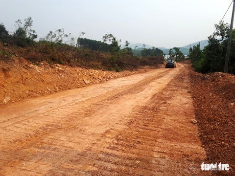 Cải tạo đất, xây công trình trái phép trên rừng phòng hộ - Ảnh 5. Cải tạo đất, xây công trình trái phép trên rừng phòng hộ - Ảnh 5.
