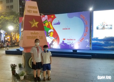 Ngày sách và văn hóa đọc khai mạc tưng bừng tại phố đi bộ Nguyễn Huệ - Ảnh 3. Ngày sách và văn hóa đọc khai mạc tưng bừng tại phố đi bộ Nguyễn Huệ - Ảnh 3.