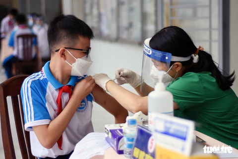Đồng Nai bắt đầu tiêm vắc xin phòng COVID-19 cho trẻ 5-11 tuổi - Ảnh 1. Đồng Nai bắt đầu tiêm vắc xin phòng COVID-19 cho trẻ 5-11 tuổi - Ảnh 1.