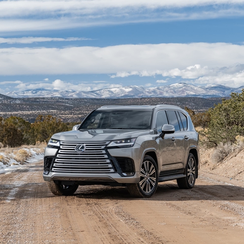 Lexus LX 600 ra mắt Việt Nam - SUV giá từ hơn 8 tỉ đồng - Ảnh 3. Lexus LX 600 ra mắt Việt Nam - SUV giá từ hơn 8 tỉ đồng - Ảnh 3.