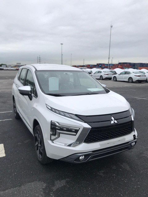 Mitsubishi Xpander 2022 lộ diện tại Việt Nam: Nhiều trang bị hơn, đe dọa Toyota Veloz Cross - Ảnh 1. Mitsubishi Xpander 2022 lộ diện tại Việt Nam: Nhiều trang bị hơn, đe dọa Toyota Veloz Cross - Ảnh 1.