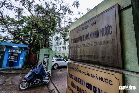 Món nợ của lãnh đạo ngành chứng khoán - Ảnh 2. Món nợ của lãnh đạo ngành chứng khoán - Ảnh 2.