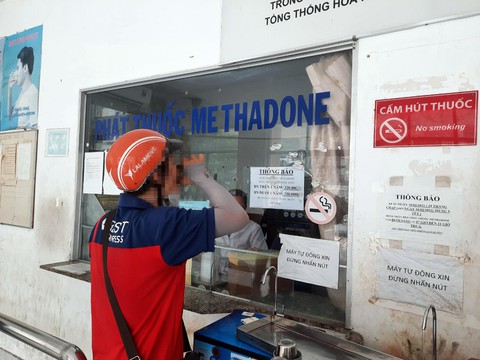 Vì sao nhiều người cai nghiện bỏ điều trị bằng methadone? - Ảnh 1. Vì sao nhiều người cai nghiện bỏ điều trị bằng methadone? - Ảnh 1.
