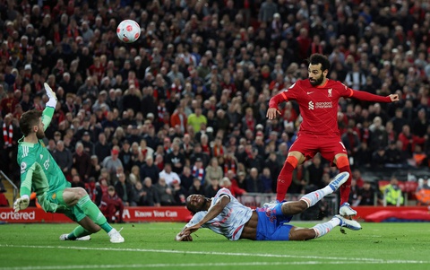 Đè bẹp Man United 4-0, Liverpool tạm chiếm ngôi đầu bảng - Ảnh 2. Đè bẹp Man United 4-0, Liverpool tạm chiếm ngôi đầu bảng - Ảnh 2.
