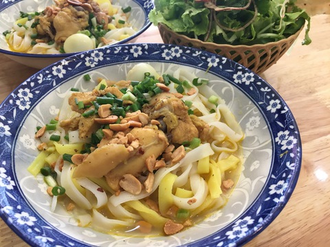 Mì quảng Phan Thiết - món ăn gây ‘sốc văn hóa’ - Ảnh 2. Mì quảng Phan Thiết - món ăn gây ‘sốc văn hóa’ - Ảnh 2.