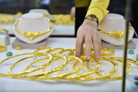 Ảnh: QUANG ĐỊNH Theo báo cáo của WGC, đầu tư vàng tại Việt Nam tăng mạnh trong quý 4-2023 - Ảnh: QUANG ĐỊNH
