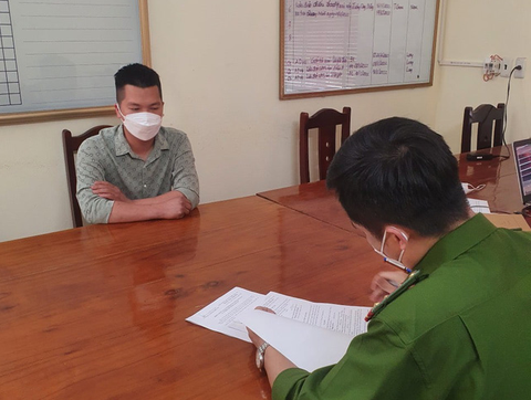 Bắt thêm một ca trưởng trong vụ làm luật cho xe quá tải đi vào cao tốc Nội Bài - Lào Cai - Ảnh 1. Bắt thêm một ca trưởng trong vụ làm luật cho xe quá tải đi vào cao tốc Nội Bài - Lào Cai - Ảnh 1.