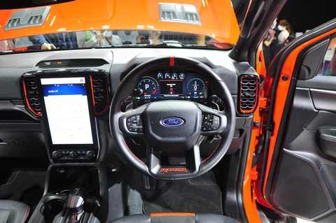 Đại lý nhận cọc Ford Ranger Raptor 2023, giá dự kiến 1,329 tỉ đồng, chờ vài tháng - Ảnh 3. Đại lý nhận cọc Ford Ranger Raptor 2023, giá dự kiến 1,329 tỉ đồng, chờ vài tháng - Ảnh 3.