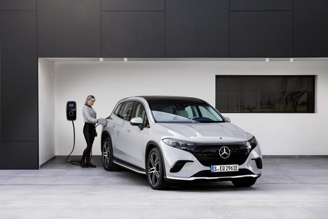 Xe điện Mercedes-Benz EQS SUV ra mắt: Ngập tràn công nghệ - Ảnh 5. Xe điện Mercedes-Benz EQS SUV ra mắt: Ngập tràn công nghệ - Ảnh 5.
