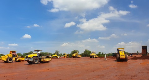 Bàn giao thêm 82ha đất để thi công mặt bằng sân bay Long Thành - Ảnh 2. Bàn giao thêm 82ha đất để thi công mặt bằng sân bay Long Thành - Ảnh 2.