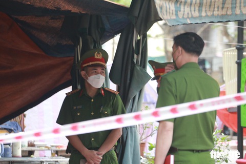 Hà Nội: Cháy nhà trong đêm, 5 người thiệt mạng - Ảnh 7. Hà Nội: Cháy nhà trong đêm, 5 người thiệt mạng - Ảnh 7.