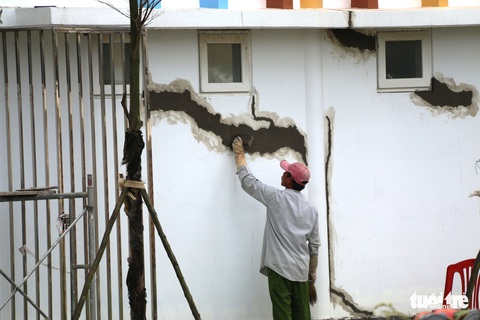 Trường mầm non hiện đại và đẹp nhất tỉnh chưa sử dụng đã lún nứt - Ảnh 6. Trường mầm non hiện đại và đẹp nhất tỉnh chưa sử dụng đã lún nứt - Ảnh 6.
