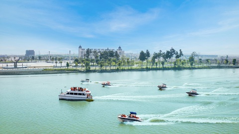 Nhà đầu tư bị “hút hồn” bởi vẻ đẹp của khu đô thị sinh thái Aqua City - Ảnh 1. Nhà đầu tư bị “hút hồn” bởi vẻ đẹp của khu đô thị sinh thái Aqua City - Ảnh 1.
