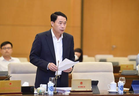 Xử lý các đại gia, quan chức cấp thứ trưởng được cử tri quan tâm - Ảnh 2. Xử lý các đại gia, quan chức cấp thứ trưởng được cử tri quan tâm - Ảnh 2.