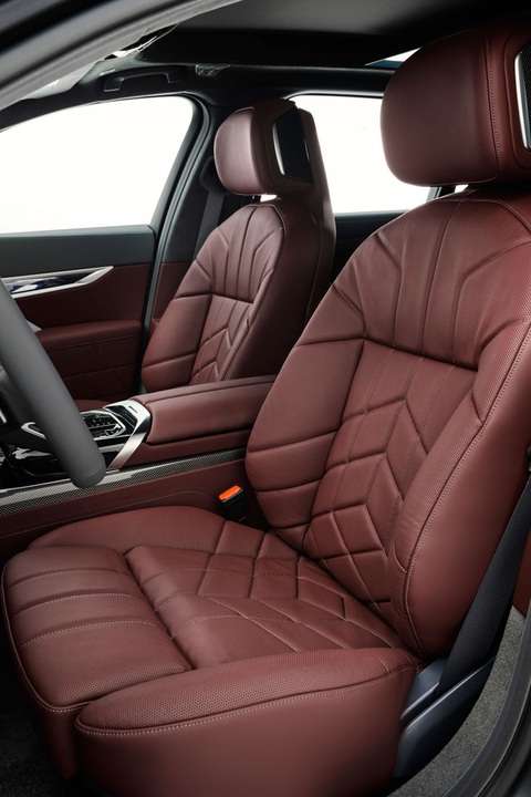 BMW 7-Series 2023 ra mắt: Màn lột xác lớn gây sức ép cho Mercedes-Benz S-Class - Ảnh 8. BMW 7-Series 2023 ra mắt: Màn lột xác lớn gây sức ép cho Mercedes-Benz S-Class - Ảnh 8.