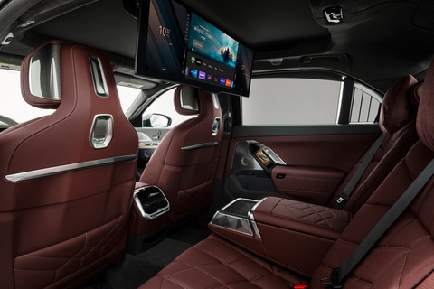 BMW 7-Series 2023 ra mắt: Màn lột xác lớn gây sức ép cho Mercedes-Benz S-Class - Ảnh 11. BMW 7-Series 2023 ra mắt: Màn lột xác lớn gây sức ép cho Mercedes-Benz S-Class - Ảnh 11.