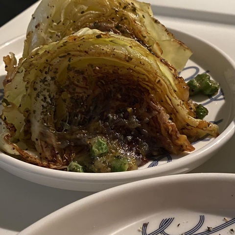 Nhẹ nhõm ngày mới với beefsteak bắp cải - món steak cho người ăn chay - Ảnh 4. Nhẹ nhõm ngày mới với beefsteak bắp cải - món steak cho người ăn chay - Ảnh 4.