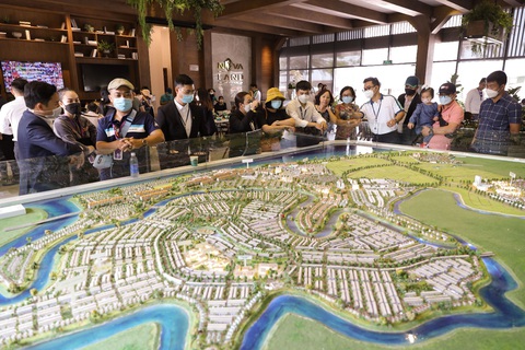 Nhà đầu tư bị “hút hồn” bởi vẻ đẹp của khu đô thị sinh thái Aqua City - Ảnh 4. Nhà đầu tư bị “hút hồn” bởi vẻ đẹp của khu đô thị sinh thái Aqua City - Ảnh 4.
