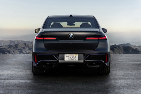 BMW 7-Series 2023 ra mắt: Màn lột xác lớn gây sức ép cho Mercedes-Benz S-Class - Ảnh 6. BMW 7-Series 2023 ra mắt: Màn lột xác lớn gây sức ép cho Mercedes-Benz S-Class - Ảnh 6.
