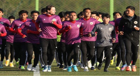 Cầu thủ U23 Indonesia bị chê yếu thể lực và không đúng chất cầu thủ - Ảnh 1. Cầu thủ U23 Indonesia bị chê yếu thể lực và không đúng chất cầu thủ - Ảnh 1.